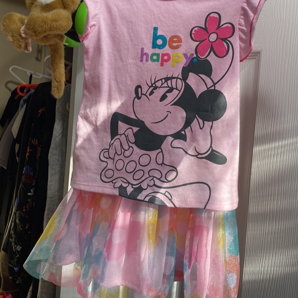 Worn once 2t girl Minnie outfit - Picture 3 of 3